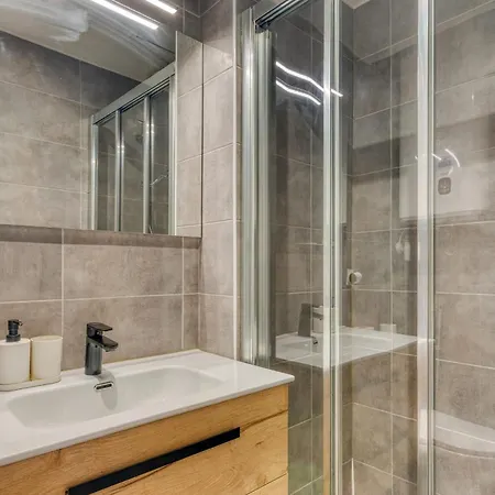 Apartamento Le Berlioz - Cosy - Métro A Et B - Wifi Inclus *